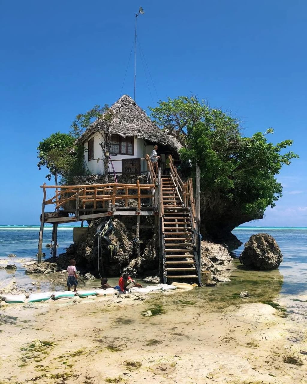 Stone Town Walking Tour · Market, Slave Museum & Spice Market
